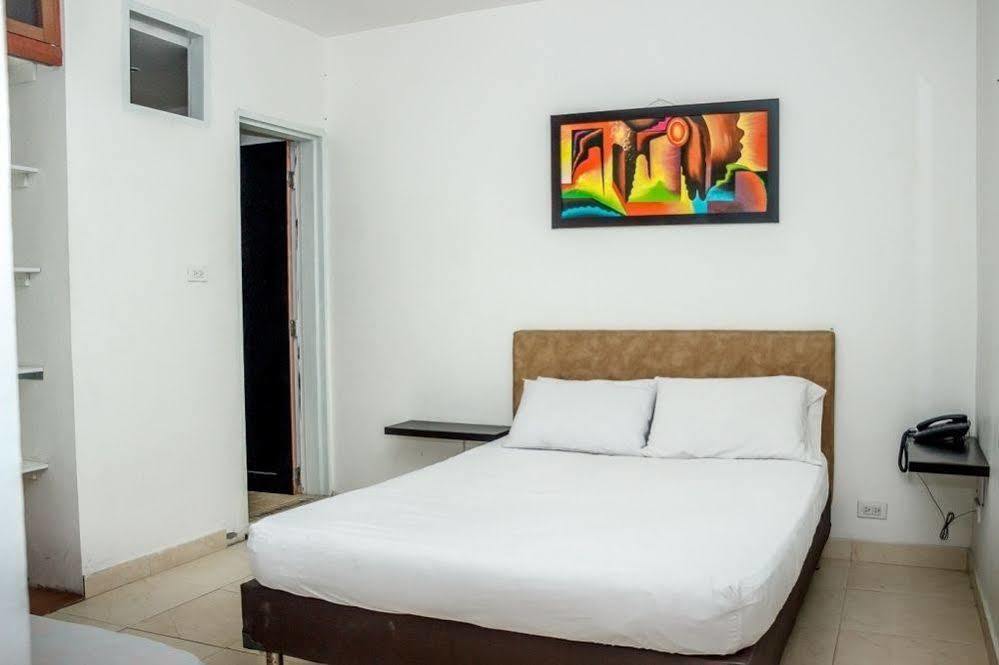 Hotel Bulerias Medellin Medellín Exterior foto